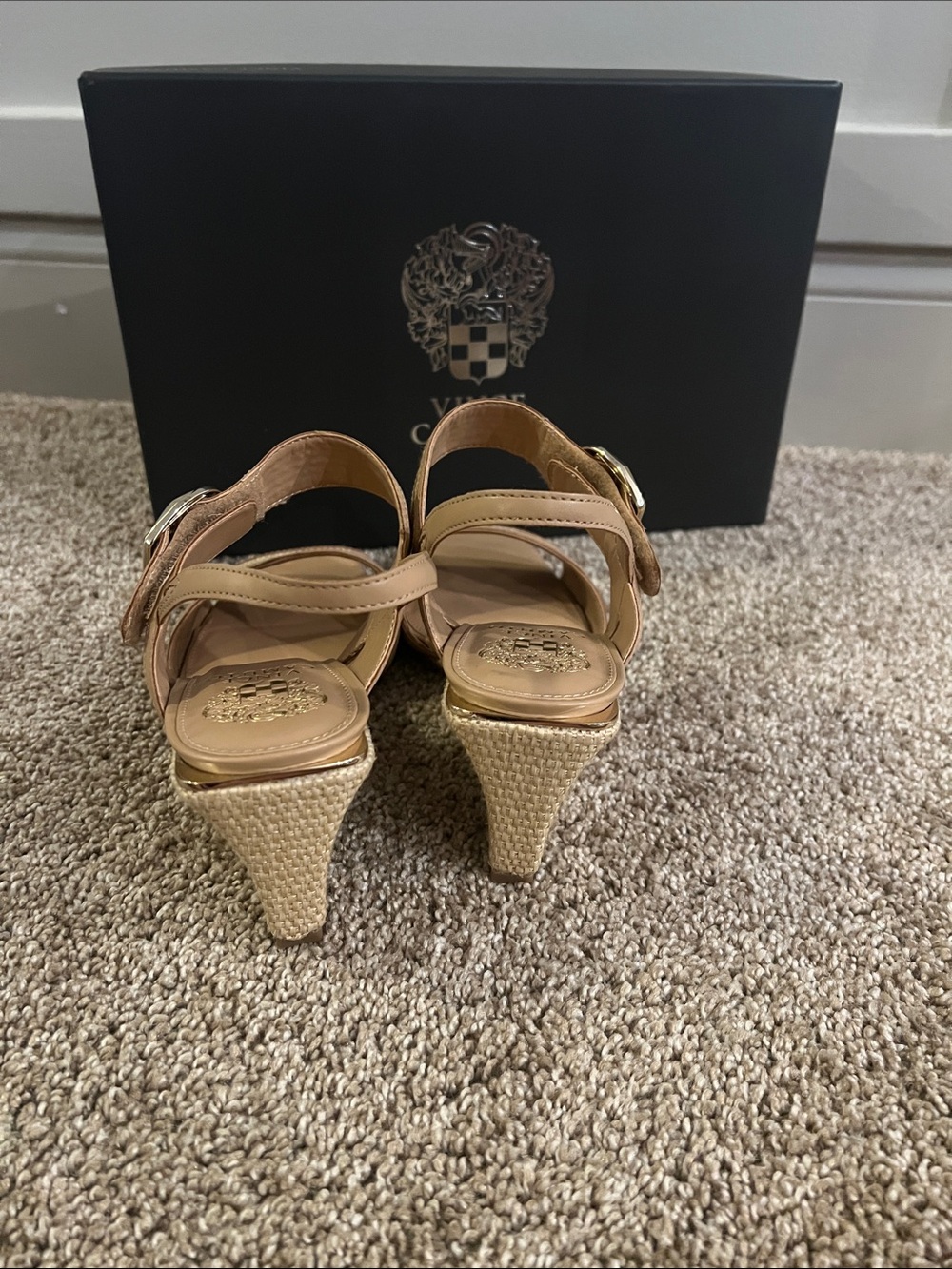Vince Camuto Helcey Slingback Wedge in Natural - Picture 3 of 7